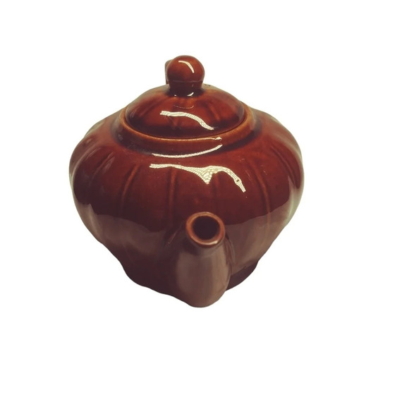 Vintage 1970s Large Brown Paneled  Primitive Style Teapot - Picture 2 of 6